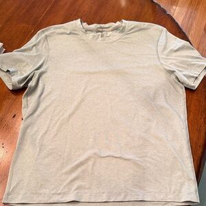 Lululemon men’s t-shirt